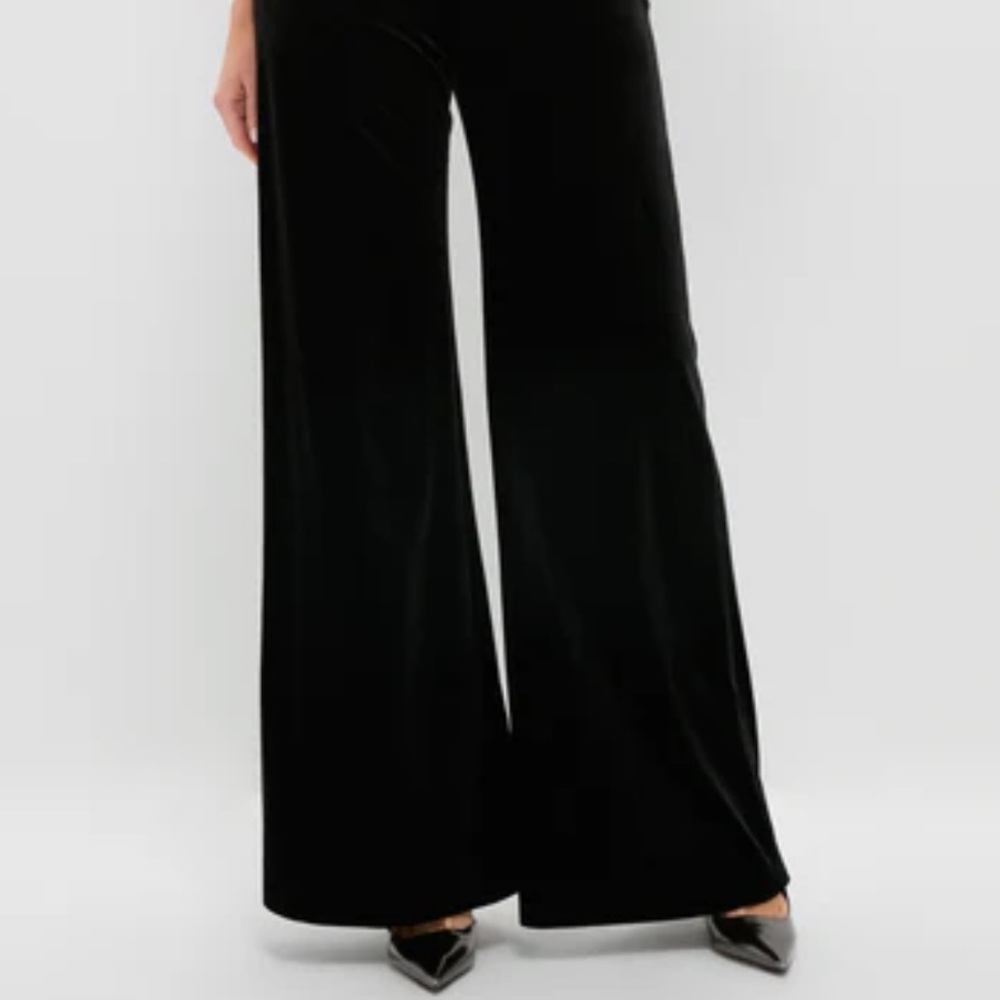Tuckernuck Black Velvet Deja Pant Small Wide Leg Neutral High Rise